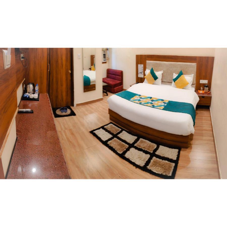 Hotel The Royal Bhumesh Katra  Zewnętrze zdjęcie