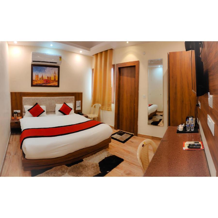 Hotel The Royal Bhumesh Katra  Zewnętrze zdjęcie